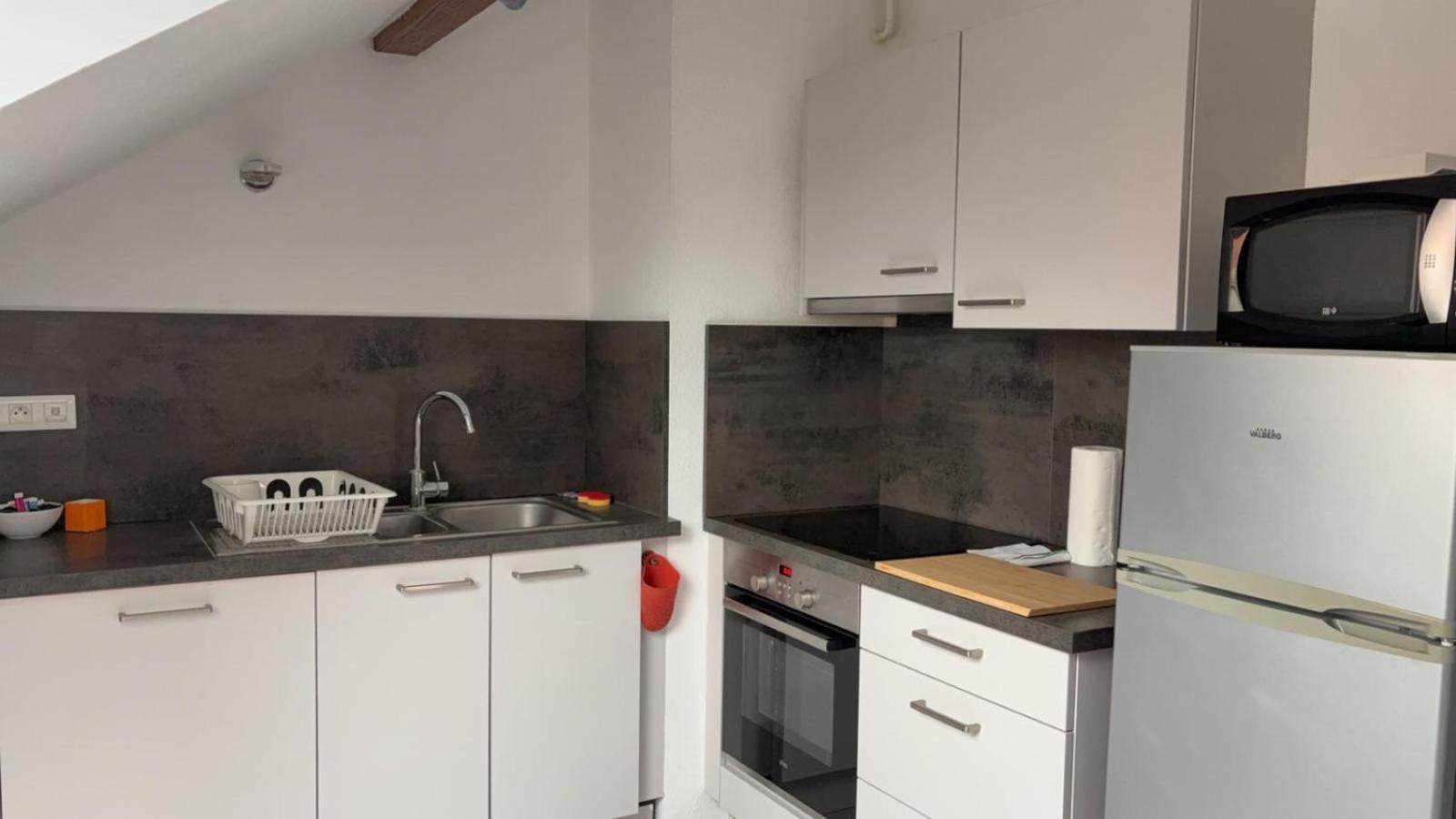 Apartamento Le Manoir De Cyrielle A 10 Min Du Centre De Strasbourg Bischheim Exterior foto